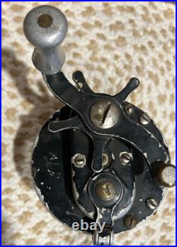 10 Vintage Fishing Reels -2 South Bend, 3 Penn Peer, 1Castey, 2 Perrine, +2 more