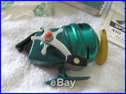COLLECTORS VERY RARE BRAND NEW PENN 420 DELUXE CLOSED FACE SPINNING REEL