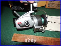 Fishing Reel Lot in Box Penn Reel Surfmaster, Abu Ambassadeur 5000C, Daiwa 1000A