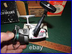 Fishing Reel Lot in Box Penn Reel Surfmaster, Abu Ambassadeur 5000C, Daiwa 1000A