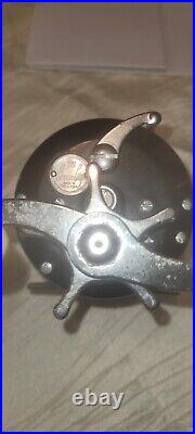 Lot of 3 vintage fishing reels 1 penn 160- 1 Penn 710 -1 ocean city 981