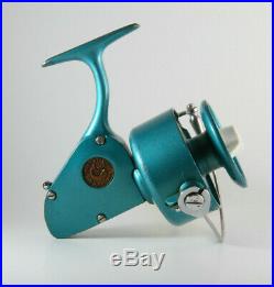 NICE Vintage Large Penn 704 Green Spinning Reel Greenie