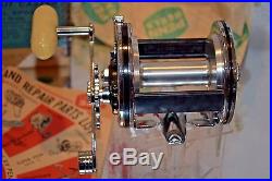 Nos Old Vintage Fishing Rod Reel Penn 259m Long Beach Collectible Display Lure