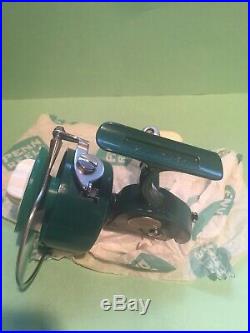 New Penn Vintage 711 Green Spinfisher Reel USA