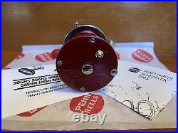 New Penn Vintage JigMaster 500S Fishing Reel with Red Handle Knob USA