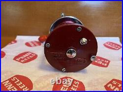 New Penn Vintage JigMaster 500S Fishing Reel with Red Handle Knob USA