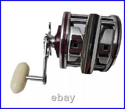 New Vintage PENN Reel Special Senator 3/0 505 Red