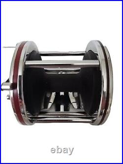 New Vintage PENN Reel Special Senator 3/0 505 Red