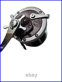 New Vintage PENN Reel Special Senator 3/0 505 Red