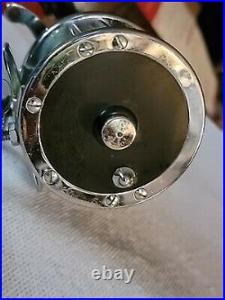 Nice Used Vintage Penn 1/0 Senator Reel Works Great