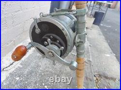 Old Penn Senator 10/0 Fishing Reel Free Rod