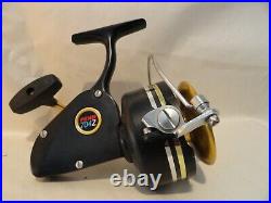 PENN 704Z Spinning Reel, Fishing Reel (MADE IN USA), EXCELLENT Condition