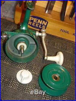 PENN 706 SPINFISHER Green Spinning Reel Very Good Condition Circa 1970