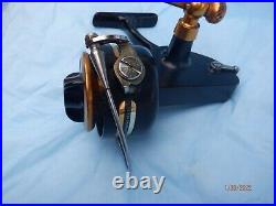 PENN 710z Spinning Reel. U. S. A. MISSING SIDE DECAL