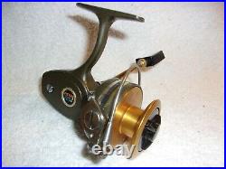 PENN 720Z 720 Z Vintage Spinning Reel Excellent Working Condition Made in USA