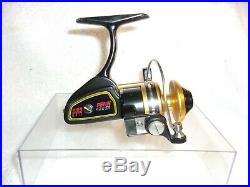 Penn 420ss Ultra Light Spinning Fishing Reel Mint Condition Awesome Reel USA