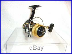 Penn 420ss Ultra Light Spinning Fishing Reel Mint Condition Awesome Reel USA
