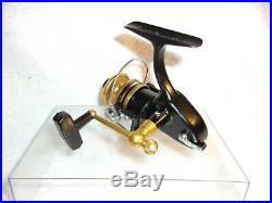 Penn 420ss Ultra Light Spinning Fishing Reel Mint Condition Awesome Reel USA