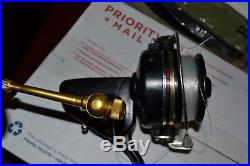 Penn 704Z Spinning Reel, Vintage 35 year old reel Good condition