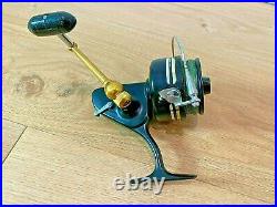 Penn 704Z Vintage Collectible Spinning Fishing Reel