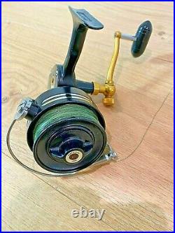 Penn 704Z Vintage Collectible Spinning Fishing Reel