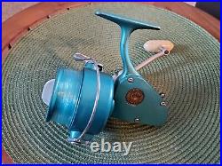 Penn 705 Spinfisher (crank with right hand) Vintage Spinning Reel EXCELLENT