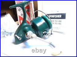 Penn 711 Spinfisher greenie spinning reel in box with extras