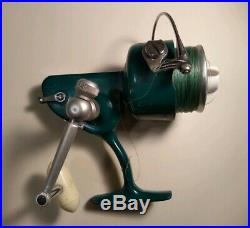 Penn 712 Spinfisher Spinning Reel E++++ Clean Works Perfectly With Fishing Line