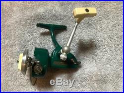 Penn 714 Ultralight Spinfisher in GOOD condition! / GREEN