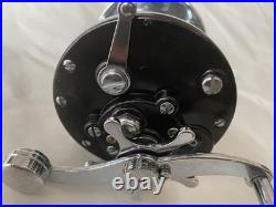 Penn Levelline 350 fishing reel black vintage used smooth operated