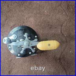 Penn Long Beach No. 66 Vintage Reel Yellow Handle with Storage Bag