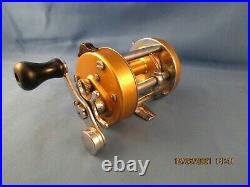 Penn No. 930 Levelmatic Ball Bearings Bait Casting Reel used good condition