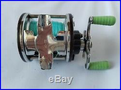 Penn Peer No 109 Vintage Fishing Reel Green Rare Excellent Condition
