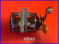 VINTAGE PENN BEACHMASTER 155 FISHING REEL WITH ORIGINAL BOX CIRCA 1940s ANTIQUE