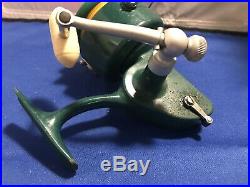 VINTAGE PENN REELS GREEN 711 SPINFISHER IN BOX barely used Exter Spool (233)