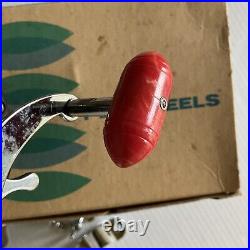 Vintage 209 PENN PEER Fishing Reel Original Box Papers Hardware