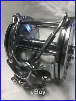 Vintage 9/0 Penn Senator 115 Saltwater Fishing Reel with Rod Clamp and Harness