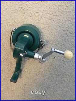 Vintage Classic Penn Spinfisher 710 Green Fishing Spinning Reel Made in USA