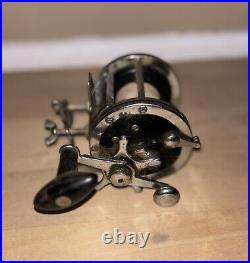 Vintage Fishing Reel Rare Jaleoxe Model No. 940 Bronson Reel Company