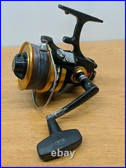 Vintage Fishing Spinning Reel PENN 8500ss