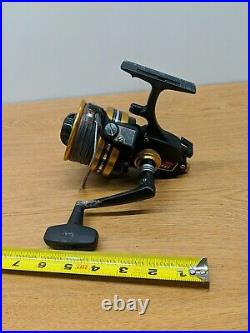 Vintage Fishing Spinning Reel PENN 8500ss