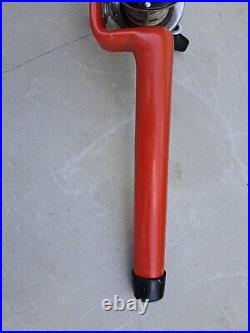 Vintage Gundlach measuring wand #950 with Penn 209 Level Wind reel preowned rare
