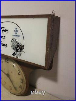 Vintage Light-Up Advertising Display Sign Drop Clock Penn Reels Fishing Tackle