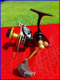 Vintage PENN 710Z Spinning Fishing Reel Made in USA