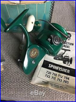 Vintage PENN 710 SPINFISHER / GREENIE SPINNING REEL in CORRECT BOX w Paperwork