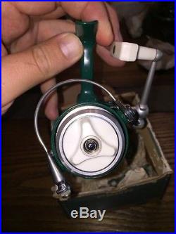 Vintage PENN 716 Ultra Light Spinning Reel In Box Rare Wow