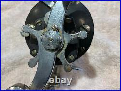 Vintage PENN Bait Fishing Reel Magtuned 10