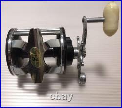 Vintage PENN JIGMASTER No. 155 bait reel