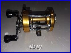 Vintage PENN LEVELMATIC No. 940 Bait Casting Reel with Original Box and Manual