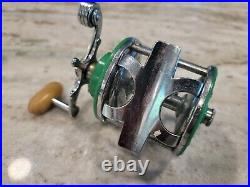 Vintage PENN Monofil No. 26 Reel with very RARE GREEN SIDE PLATES USA MADE